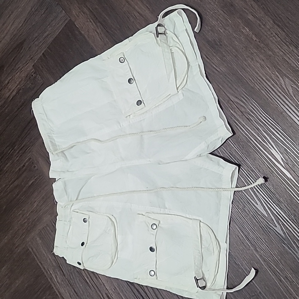 Free People Moon Bay Parachute cargo Shorts - Picture 2 of 8